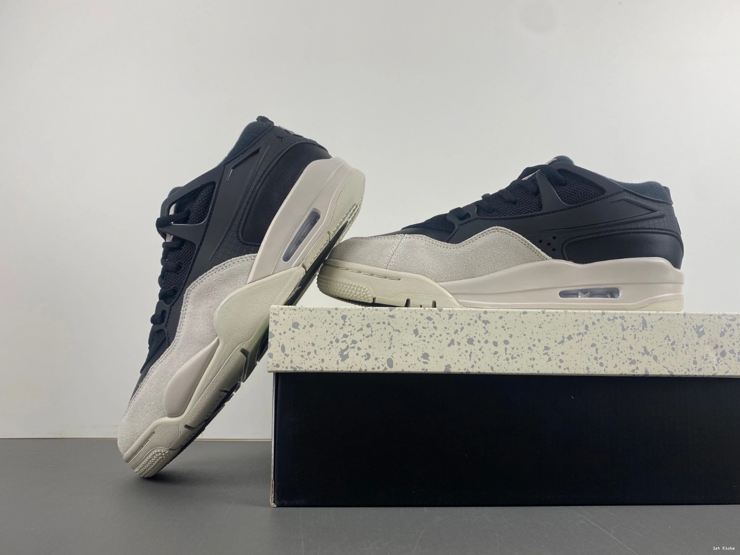 Jordan Light RM Air 4 Bone